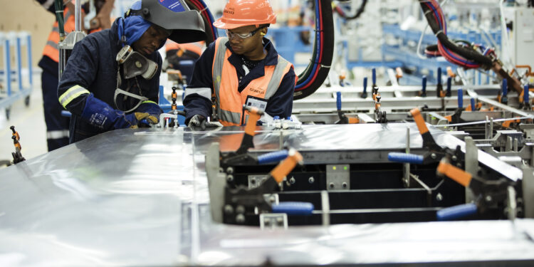 PME en Afrique : le défi de l’industrialisation face aux crises