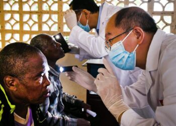 Solidarité médicale au Cameroun : la mission chinoise offre des soins gratuits à Ngat-Bane