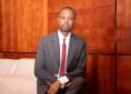De la méthode cartésienne au décryptage initiatique : l&rsquo;éloge de la gouvernance de Paul Biya sous la plume de Charles Ebune